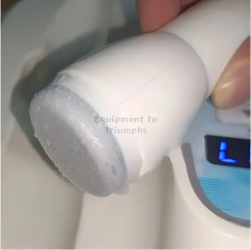 Hotest DCool Hot cold Hammer Skin Facial Mesotherapy Machine with Heating Cooling and Electroporation System for Skin Tightening 6