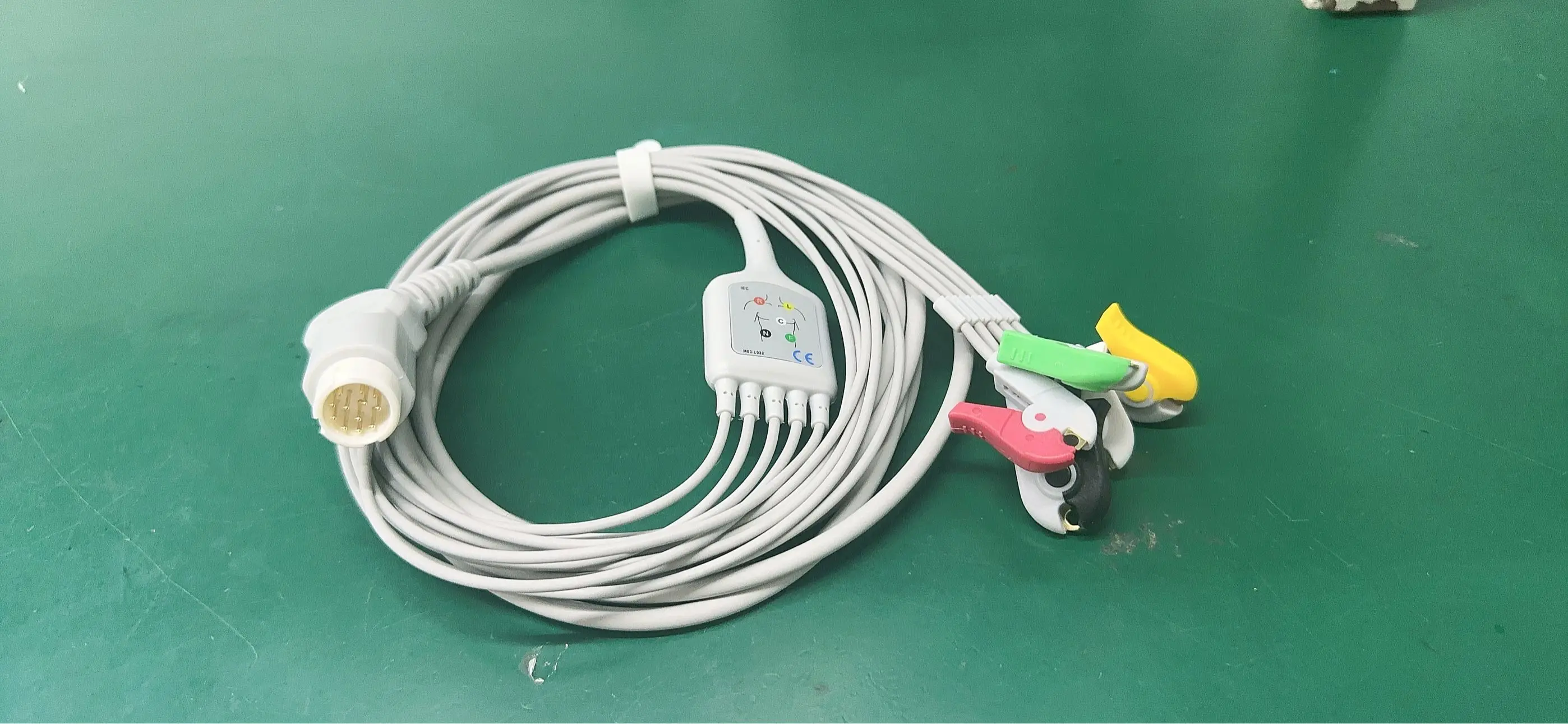 

Совместим с Philips/HP 12Pin MP20/30/VM6 монитор пациента ЭКГ кабель цельный 5 выводов, ЭКГ кабель Проводные провода зажим конец IEC.TPU