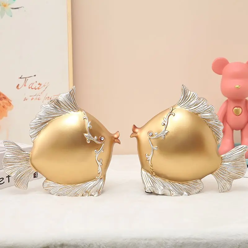 

Modern Minimalist Annual Surplus Couple Fishs Resin Adornments Home Cabinet Bookshelf Figurines Decoration Office Desktop Crafts