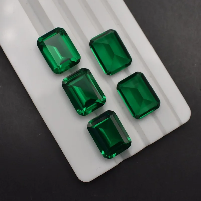 Natural Mined Emerald Green 10.50 Cts10x14mm Rectangle Cut AAAAA Sri-Lanka VVS Emerald Cut Gem 3