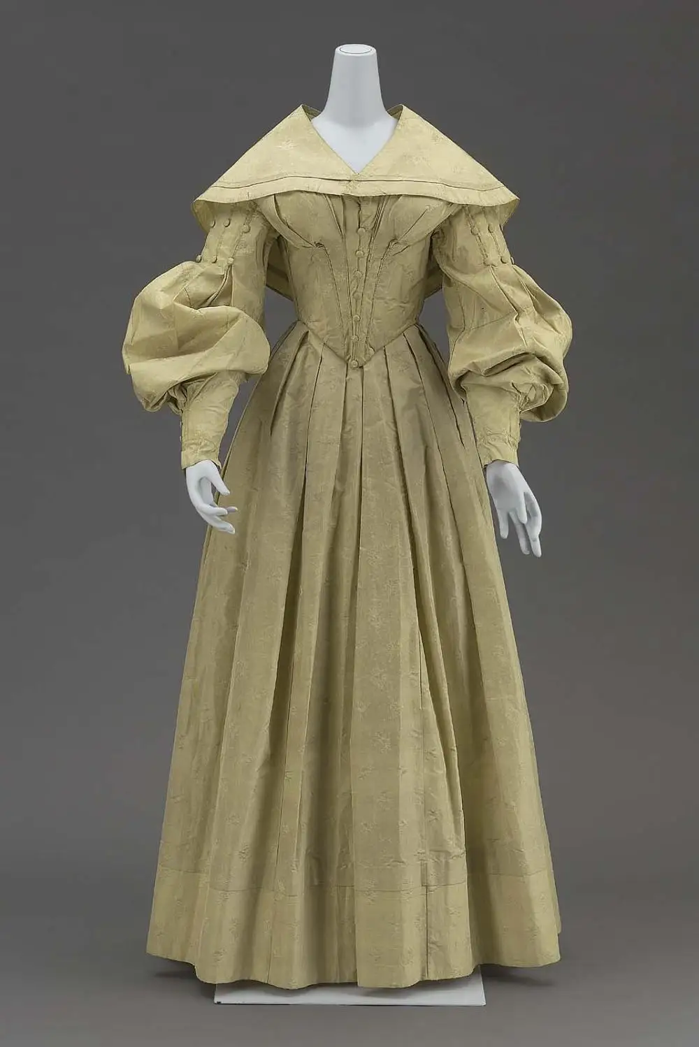 Викторианская мода 1830. Бидермейер стиль 19 век. Одежда 1830. Стиль бидермейер в одежде 19 века. Костюм бидермайер 19 век.