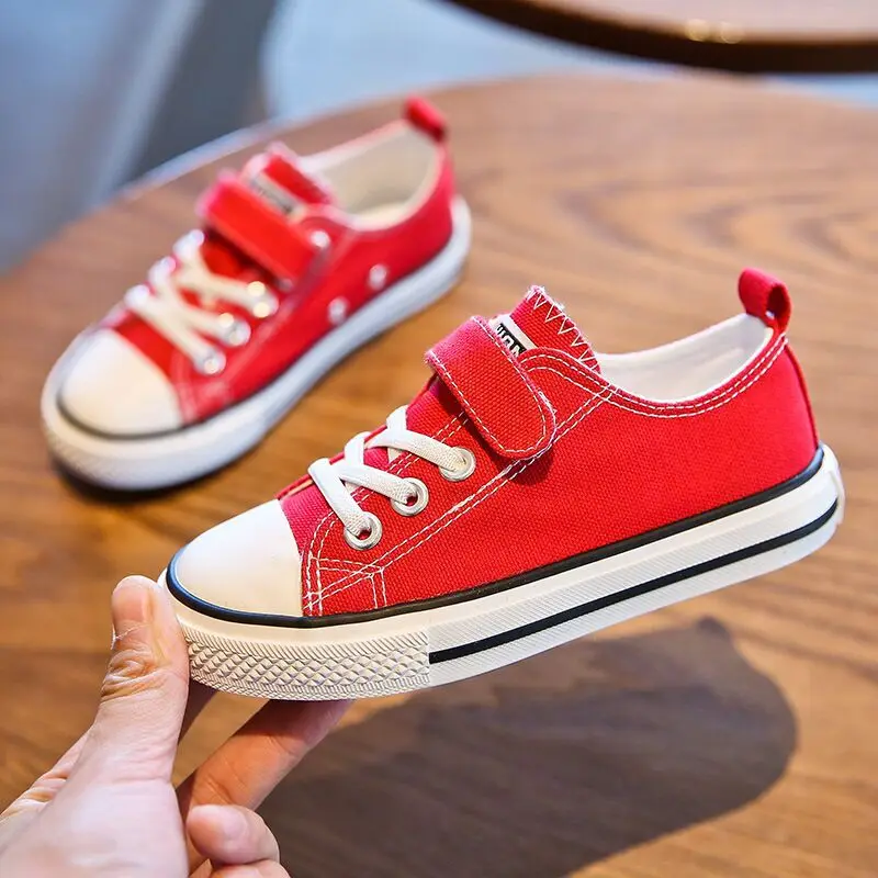 Рисунок 2 - Кроссовки для маленьких девочек