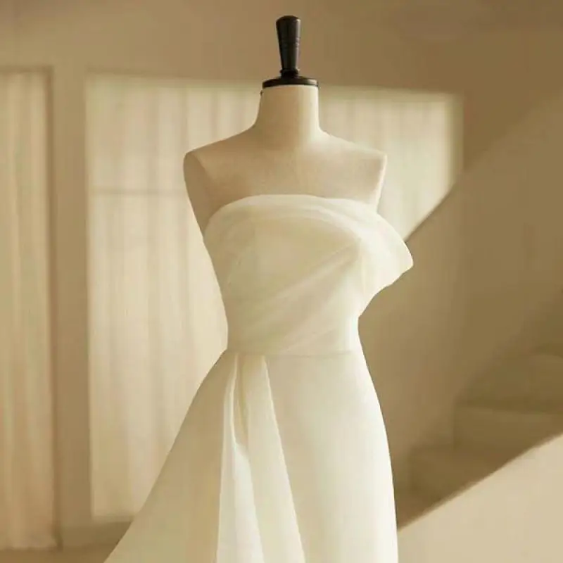 Customized New Simple Wedding Dresses For Women Sexy Strapless Bridal Dress With Small Train Elegant Long Sleeveless Vestidos 2