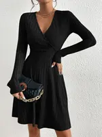 Autumn and Winter New Women's Knitted Slim Sexy Sheath Dress Waist Slimming Inside a Short Bag Hip Little Black Dress - Image 3