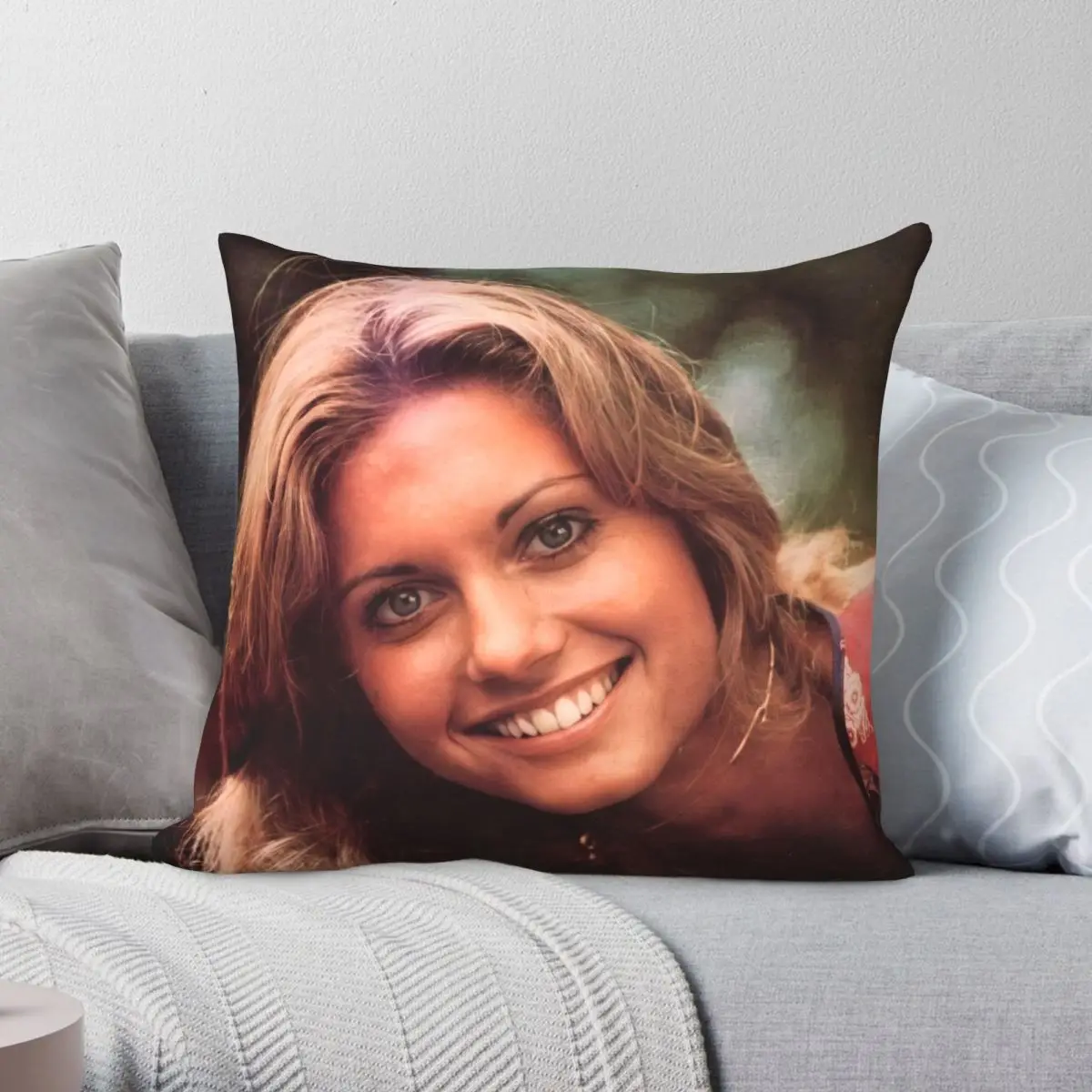 

Olivia Newton John Square Pillowcase Polyester Linen Velvet Creative Zip Decor Pillow Case Room Cushion Cover