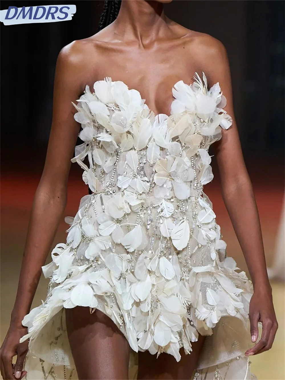 Рисунок 2 - Роскошные свадебные платья до колен