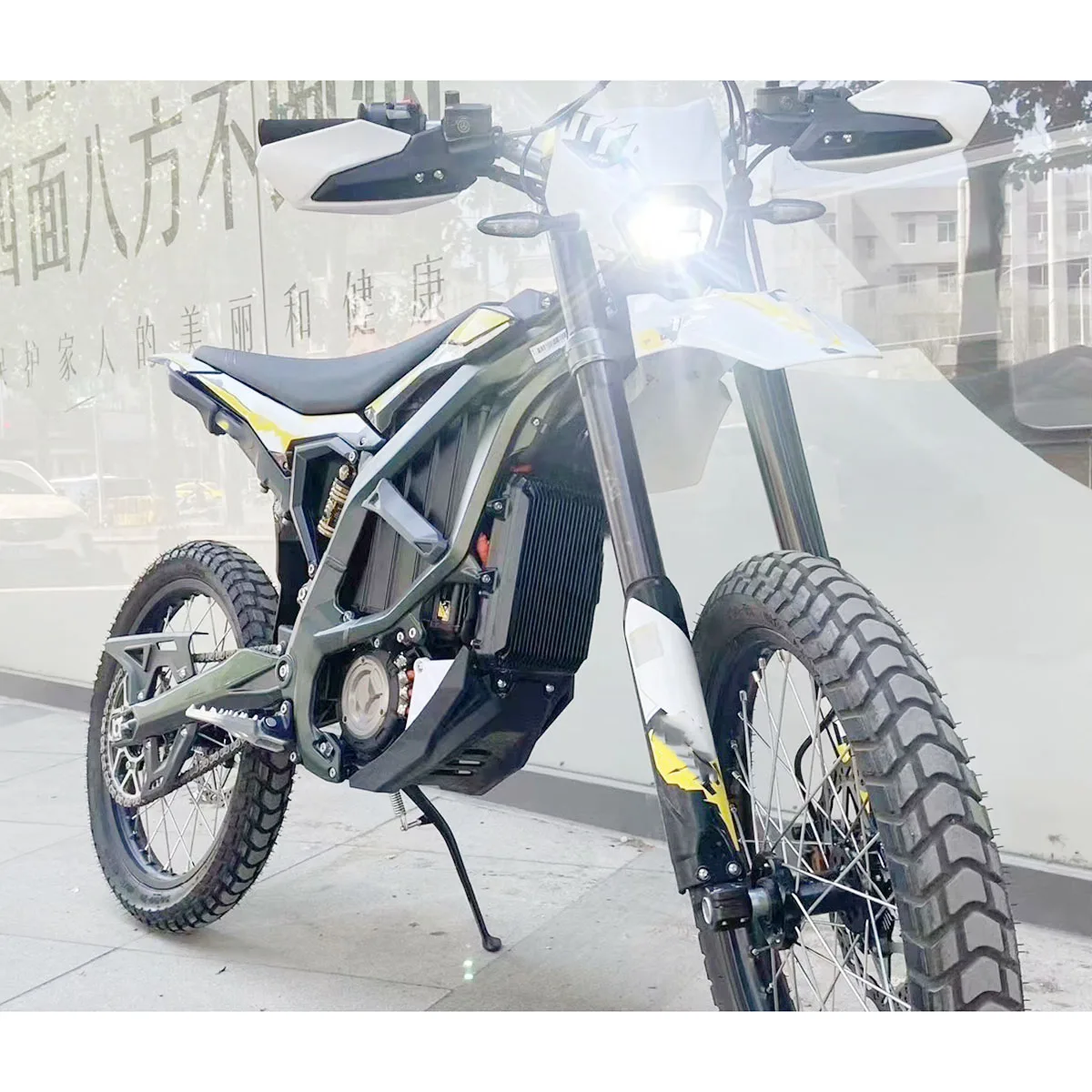 Ensemble Roue Avant SUR-RON Ultra Bee Enduro &ndash; Le Shop 100% Sur-Ron