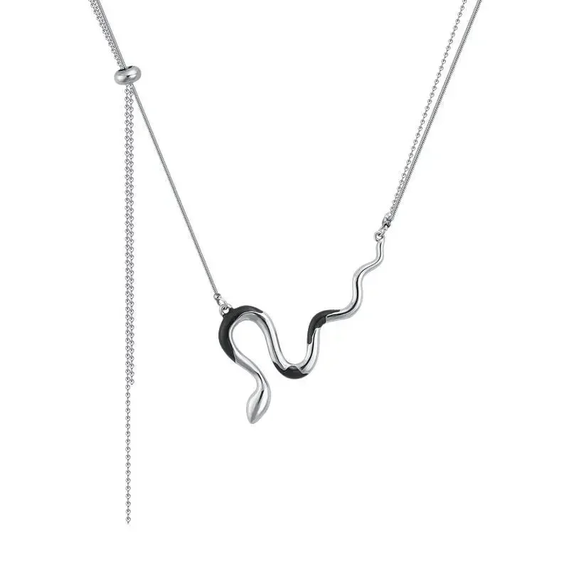 Stainless Steel Necklace Hip Hop Street Trend Design Snake Bend Pendant Necklace for Women Jewelry Party Play Commuter Matching