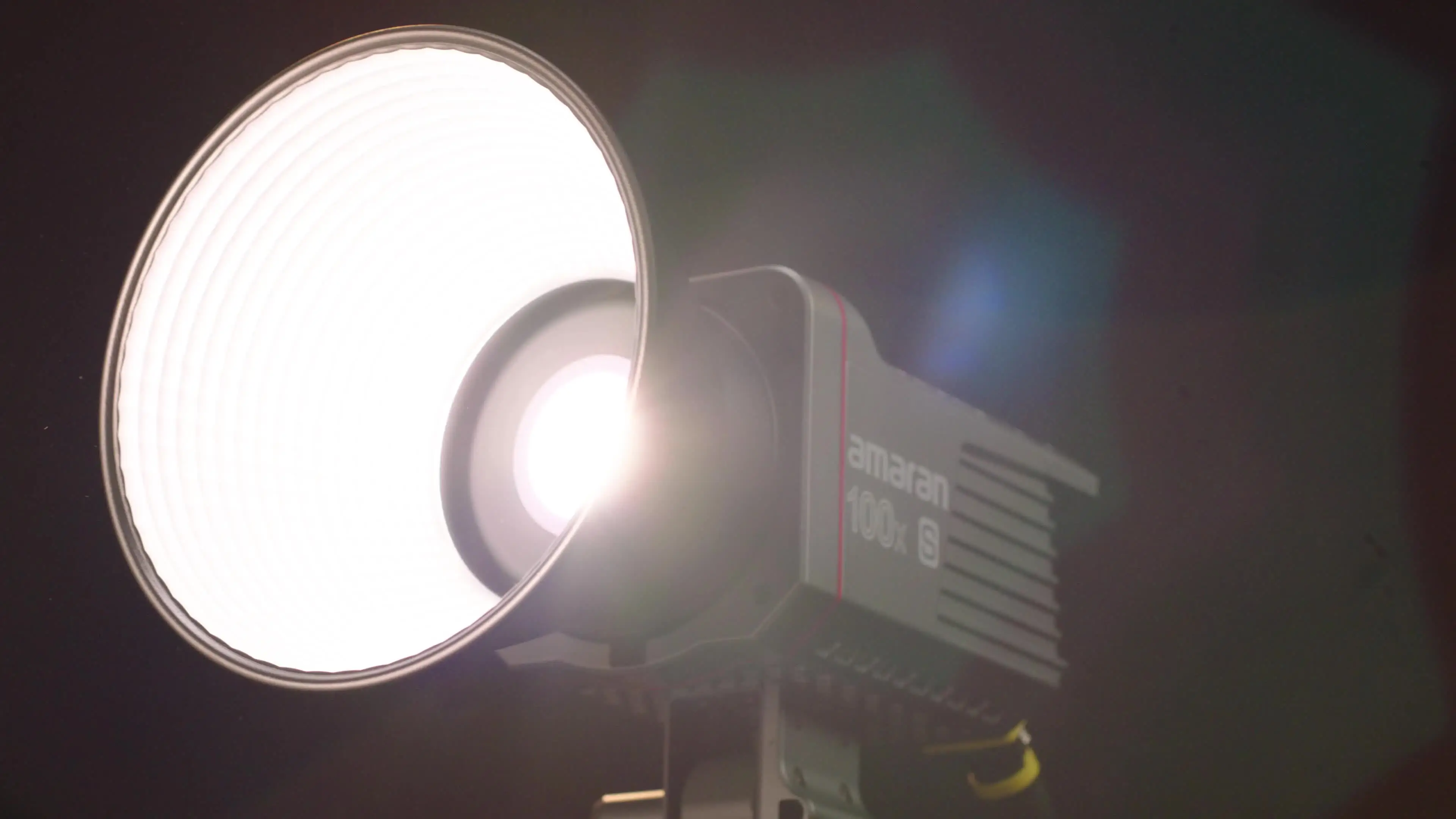 amaran 100X S Bi-Color LED Video Light 2700-6500K 100W Bluetooth