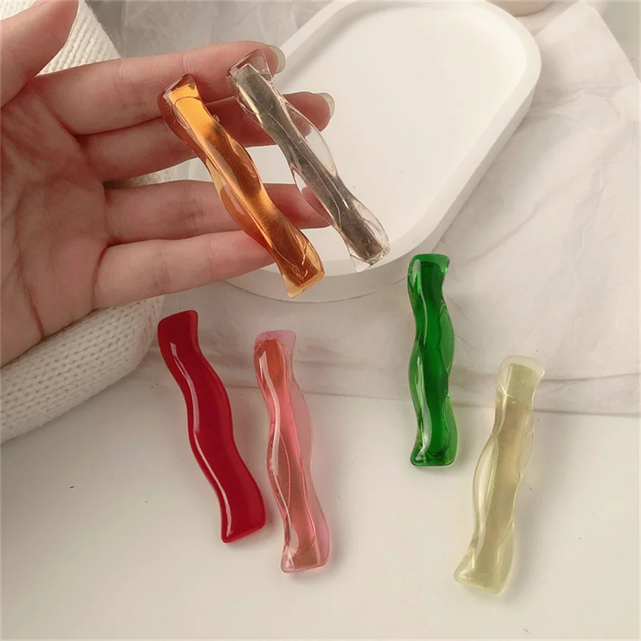 Retro Hair Clips For Girls Women Irregular Wave Shape Barrette Acrylic Hairpin Side Clamp Korean Fashion Hair Accessories New solid color teeth matte hair hoop retro headdress acrylic non slip hairband headband hair accessories make up