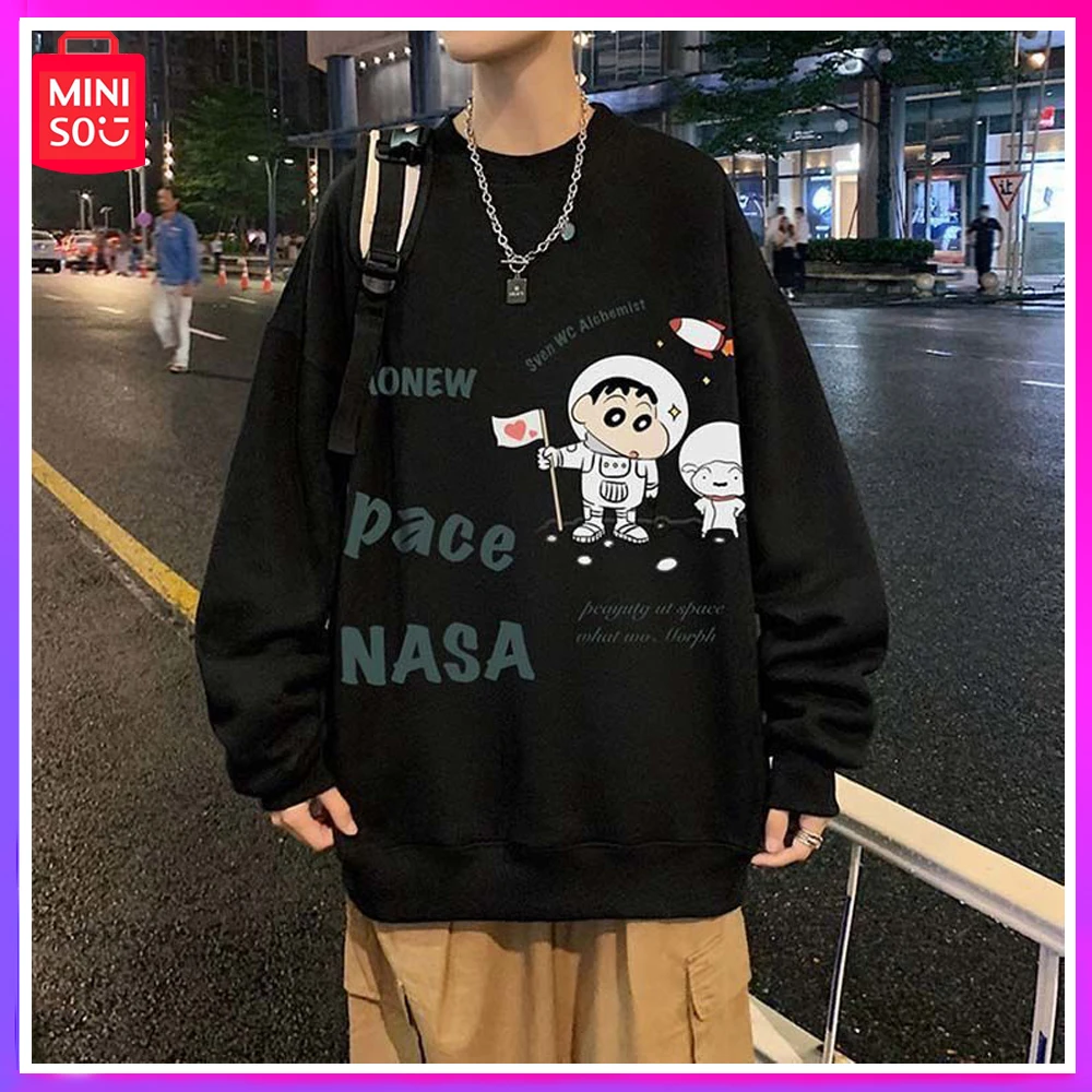 

Miniso 2023 Autumn/winter Japanese Casual Round Neck Sweater Men Crayon Shin-Chan Print Loose Size Student Plush Hatless Top