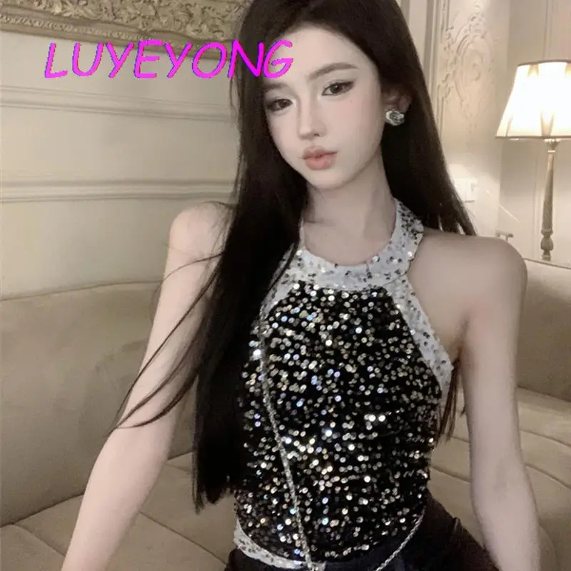   鸮 ̴ ر Ŭ Ȧ , Y2K Ÿ ũ ر ª ĳ̼,   2023, 