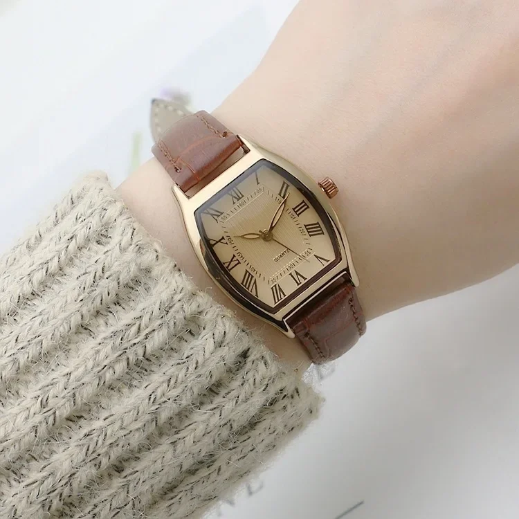 Casual Rectangle Pointer Quartz Watch Rome Fashion Analog Retro PU Leather Wrist Watch For Women Girls