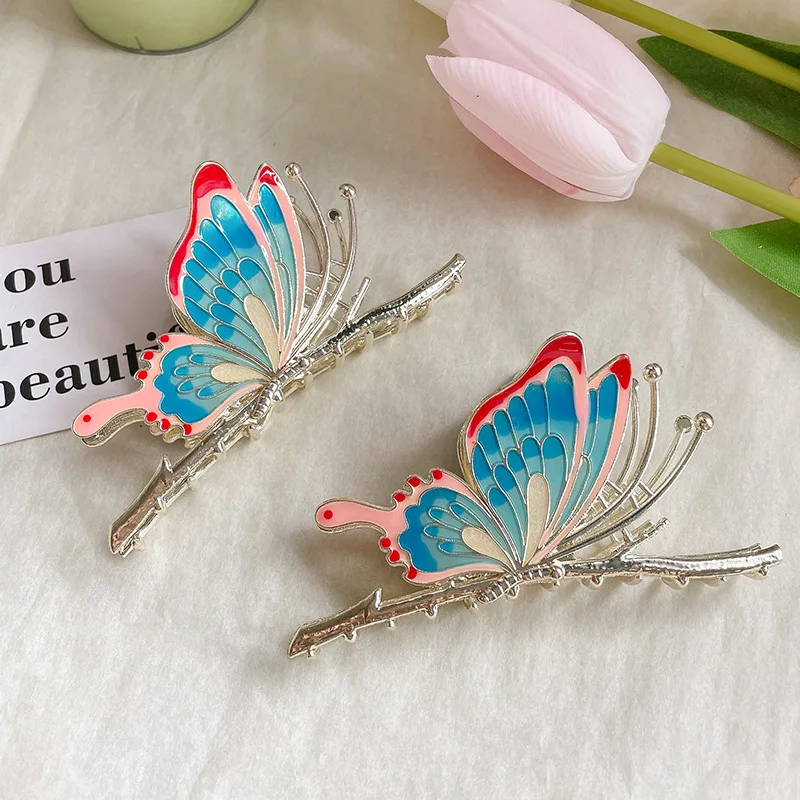 

Vintage Painted Butterfly Hair Claws Luxury Hair Clips For Women Crab Fashion Barrette Headwear Hair Accessories Decorative Toys