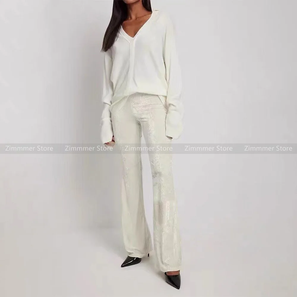 

2024 Spring and summer new fashionable off-white pattern velvet flared trousers are slim and versatile