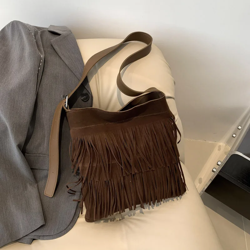 New Designer Luxury Crossbody Bag Nubuck Leather Tassel Shoulder Bag for Women Large-capacity Lazy Wind Underarm Shoulder Bag