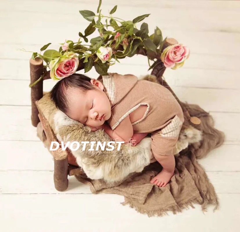 Dvotinst Baby Photography Props Wood Retro Posing Mini Bed Fotografia Accessories Infant Studio Shoots Photo Props Shower Gift