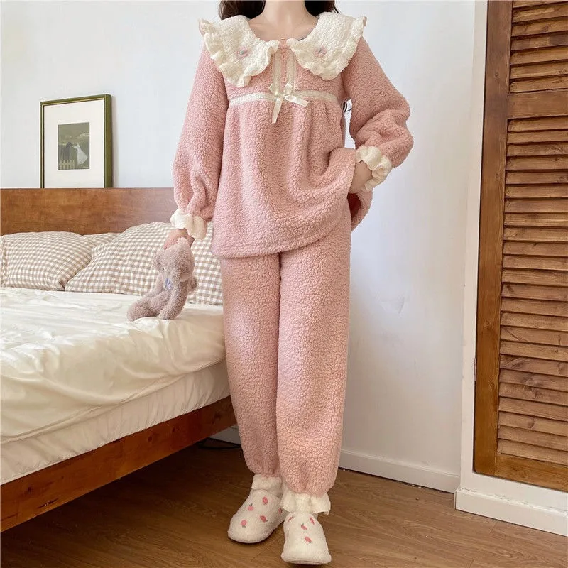 2024 New Doll Collar Sweet Princess Style Pajama Set Women Winter Cute Sleepwear Coral Velvet Warm Thicked Loose Homewear Suit