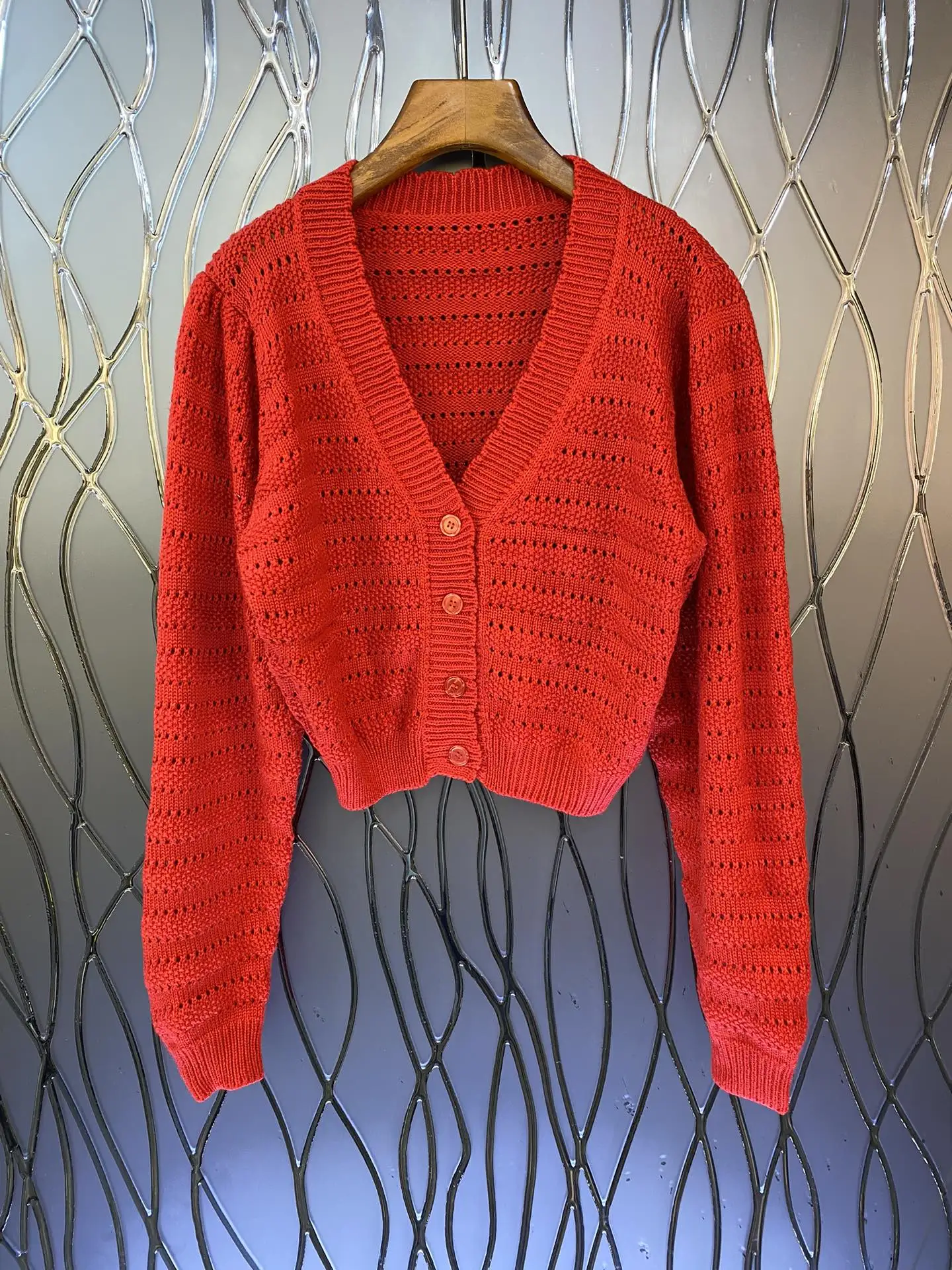 

2023 autumn and early winter fashion new women's clothing Hollow Cardigan 0802