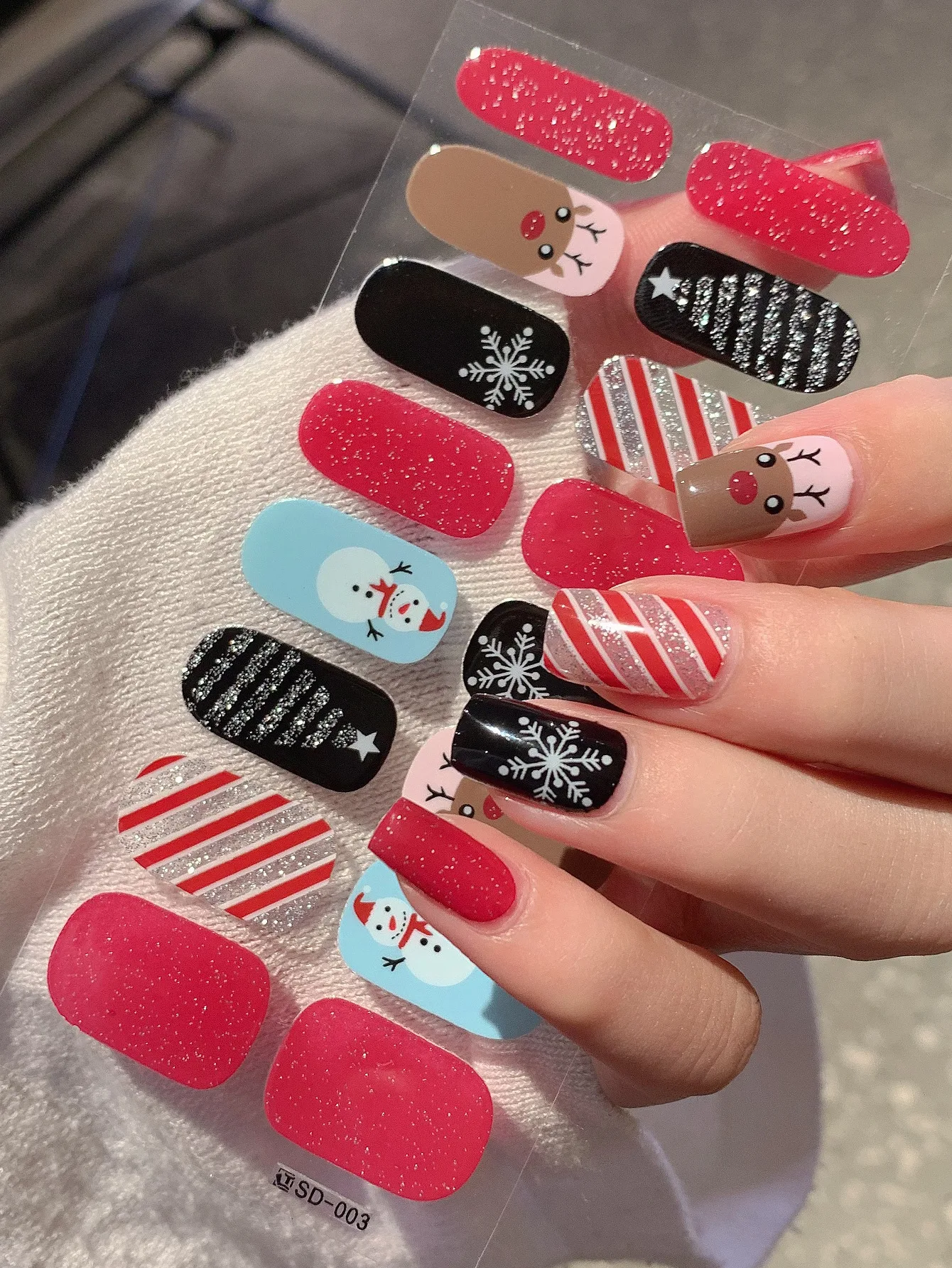 16Tips Christmas Gel Nail Stickers Durable Materials Nail Decal Not Easy To Fall Off Popular Art