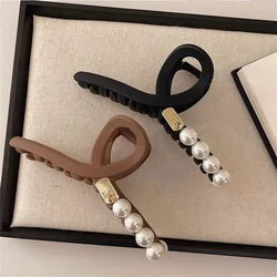 Elegant Imitation Pearl Rhinestone Hair Claw Retro Crossed Shark Barrettes Frosted Texture Summer Fashion Hair Accessories