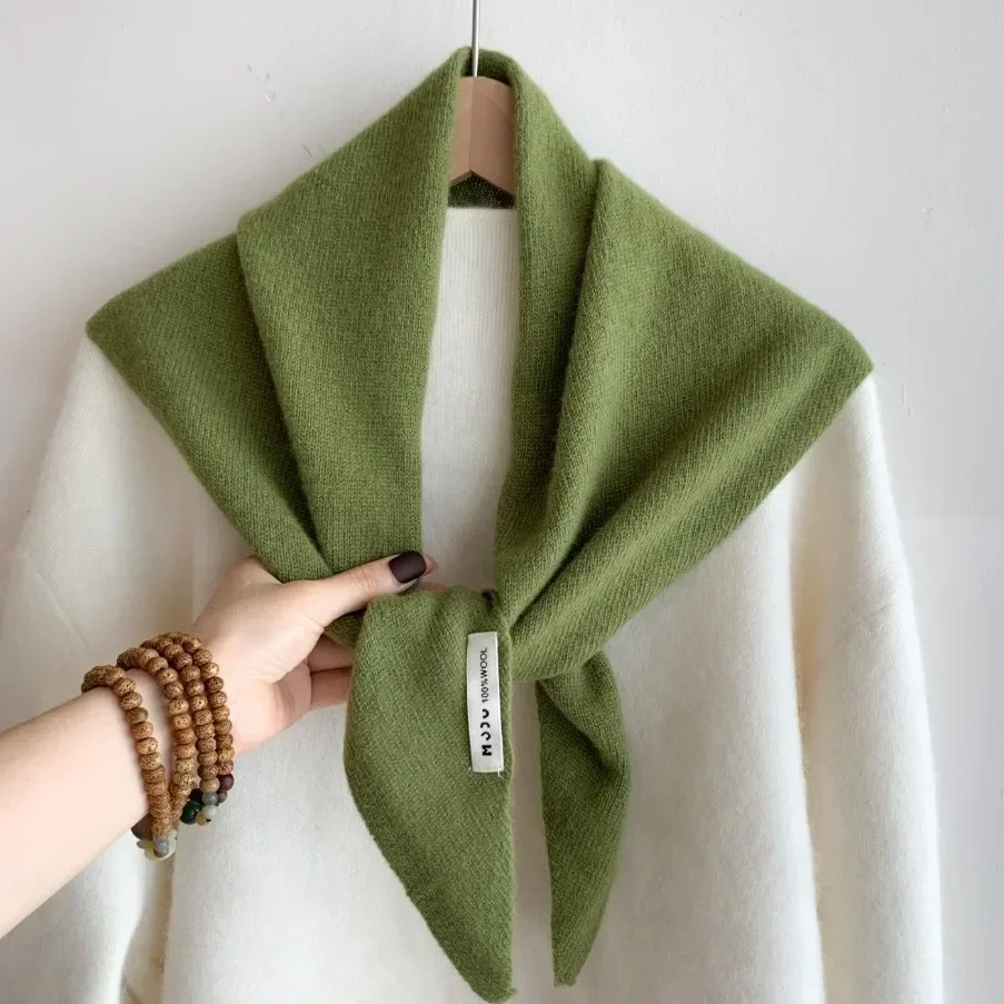 British Korean Triangle Scarf  Niche Wool  Triangular Scarf Women Headscarf Knitted Scarf Multi-functional Warm Knitted Scarf 2
