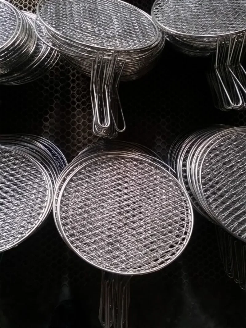 304 stainless steel round Korean barbecue net baking tray roasted steel mesh BBQ grill charcoal Japanese BBQ net with handle
