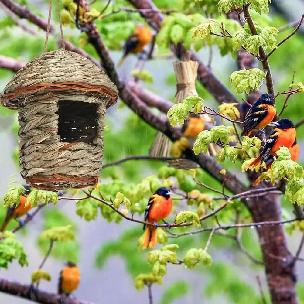Handwoven Straw Bird Nest Parrot Hatching Breeding Grass Cave Garden Supply Grass Birds House Humming Bird Nest for Lawn Home bird house