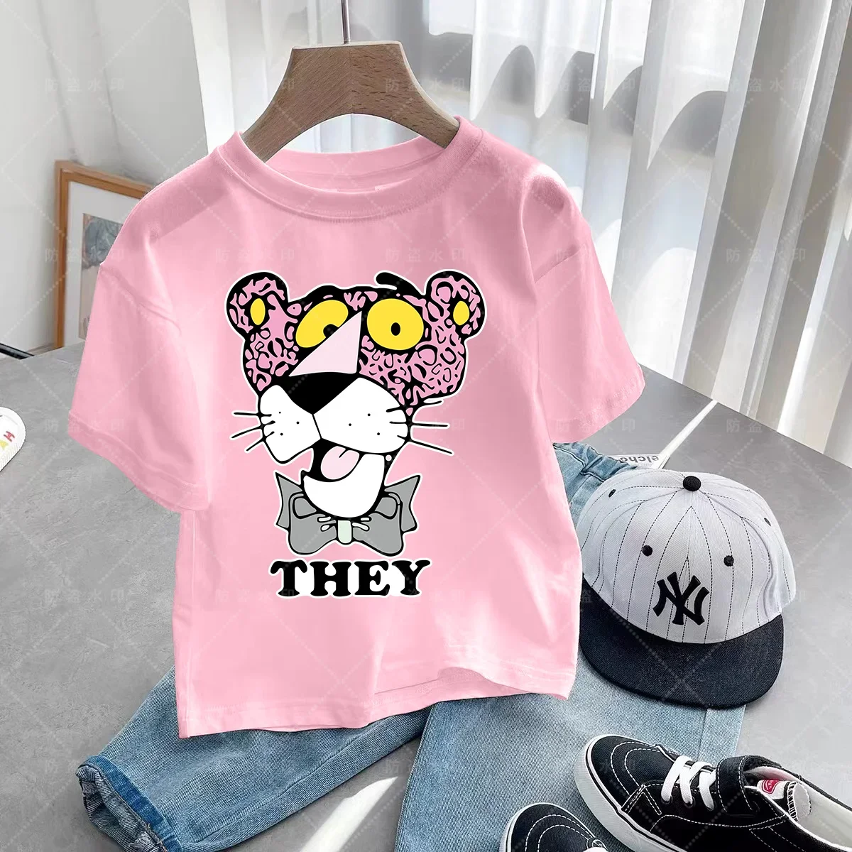 Summer Kids T-shirt Pink Panther Graphic Shirt Girls Floral Cat Top Short Sleeve T-shirt Cute cartoon Pink Panther T-shirt 4