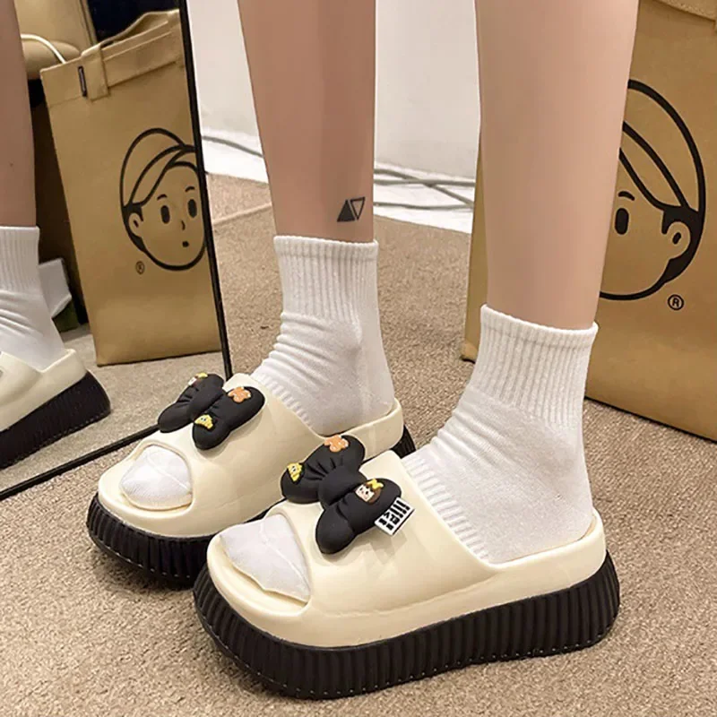 Рисунок 3 - Сандалии женские для дома и улицы