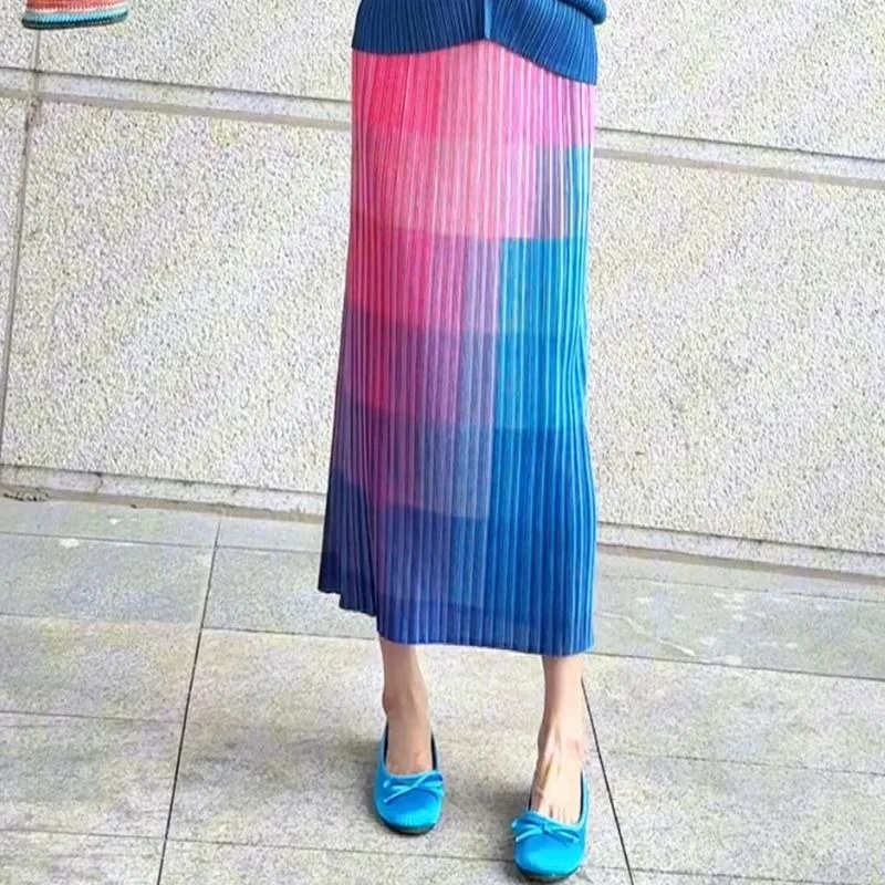 Abbigliamento da donna Primavera Estate Top pieghettato Moda Nuova gonna sfumata Set di abiti lunghi - immagine 5