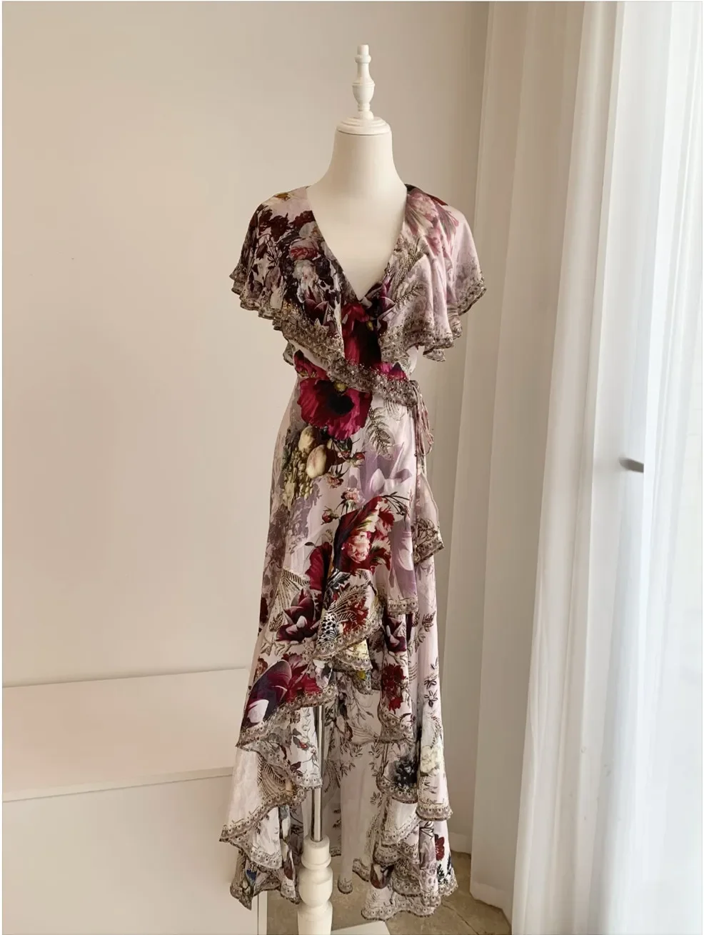 

Women Flower Printed Midi Dress Irregular Hem V-Neck Long Sleeve Holiday Silk Robe