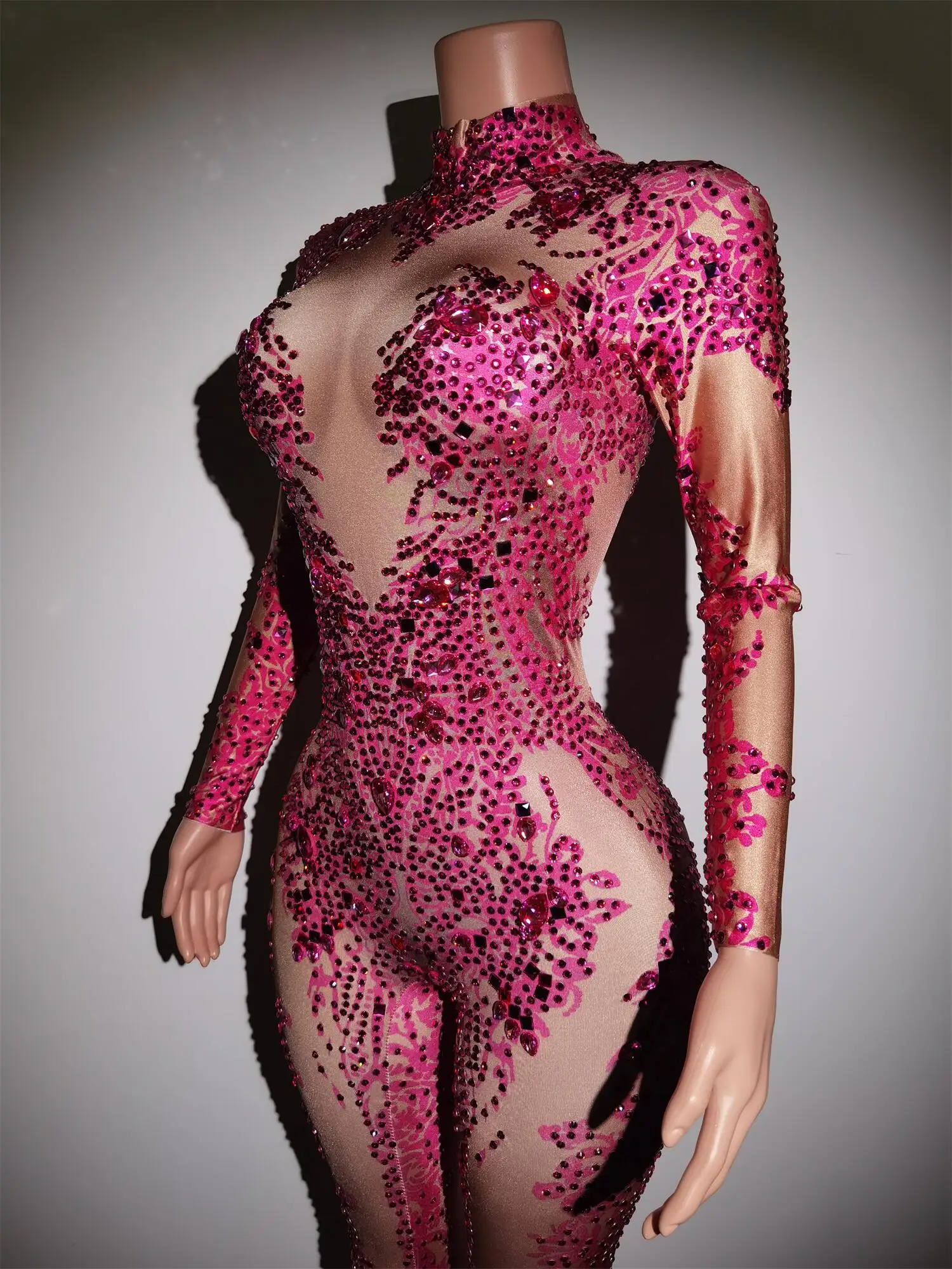 Рисунок 4 - Модные Стрейчевые узкие женские