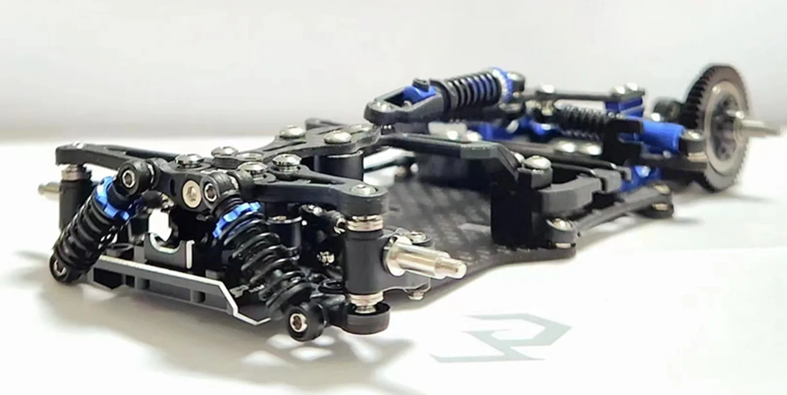 

Шасси GL RACING 1/28 RWD GTR, Новое поступление, электронное оборудование