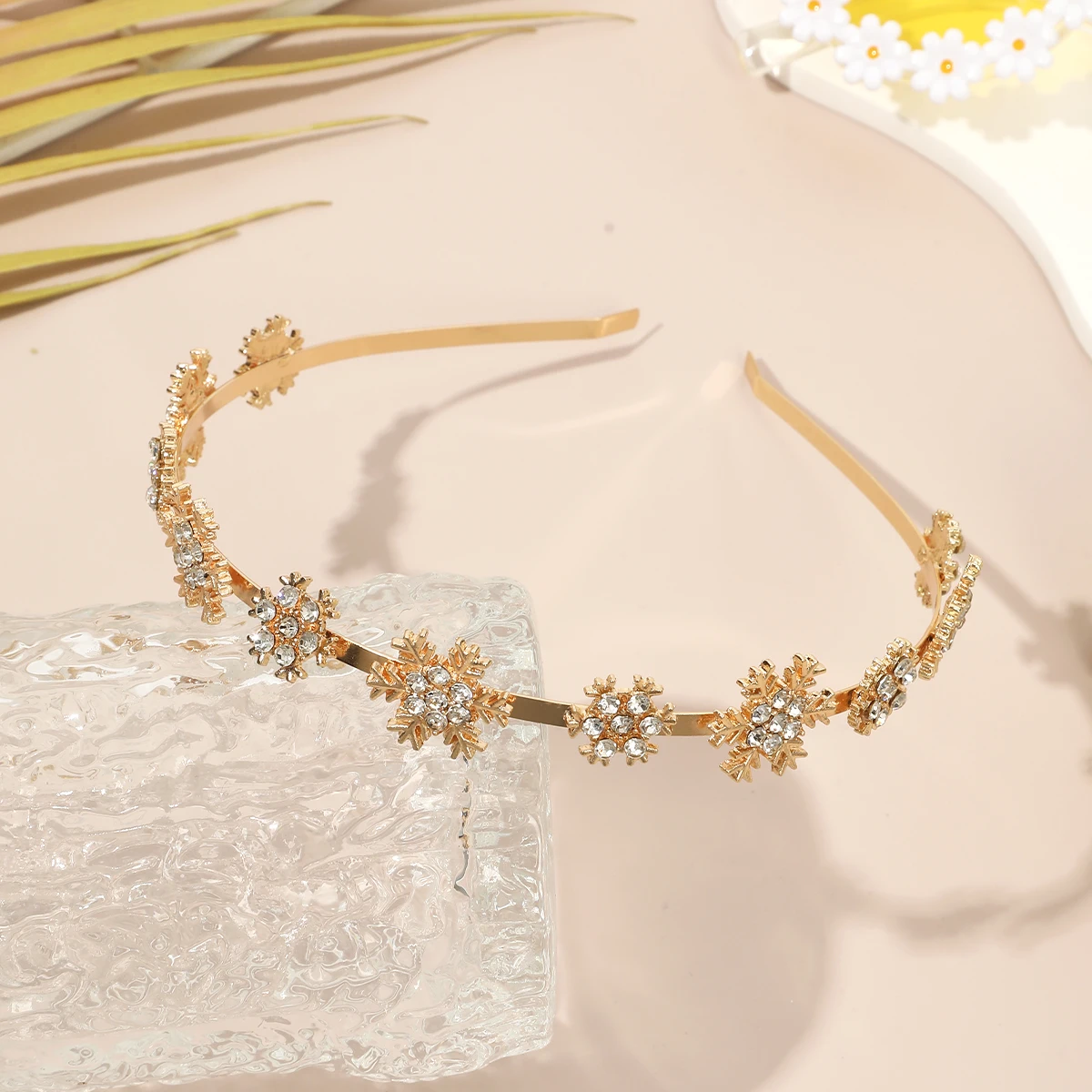 1pc New Fashion Rhinestone Snowflake Headband Party Holiday Hairband Women Girls Elegant Korean Hair Hoop Alloy Bride Headpiece