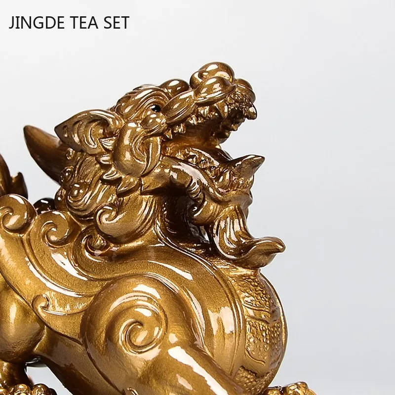 Creative Color-changing Tea Pet Lucky Pixiu Tea Table Decoration Chinese Tea Set Resin Ornaments Customized Teaware Supplies