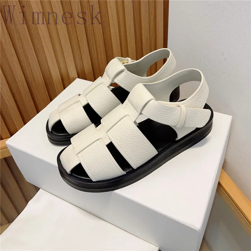 

Summer New Round Toe Braided Design Women's Sandals Thick Sole Buckle Strap Decoration Flat Heel Hollowed Fashion Casual Sandals