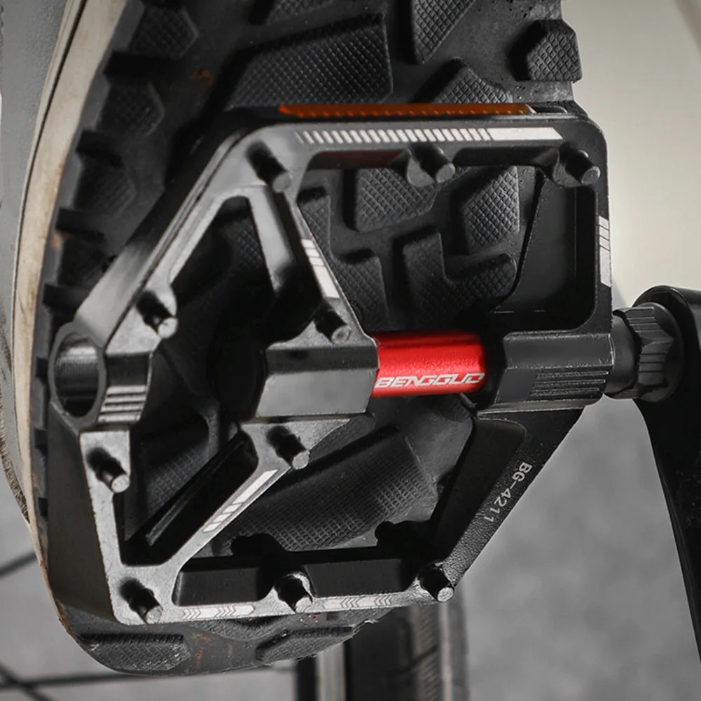 Double DU Bearing Ultralight Bike Pedals with Reflector Bicycle Platform Pedals Anti-Slip Cycling Safety Pedals for Night Riding