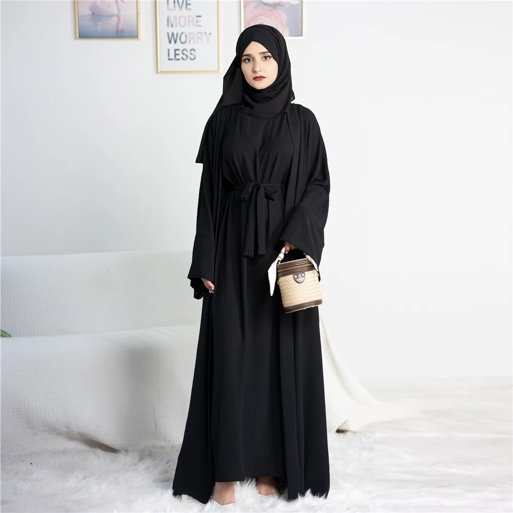 02 Black