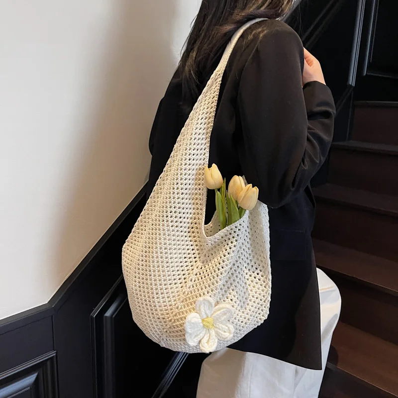 Women Hollow Woven Shoulder Bag Large Capacity Mesh Beach Bag Flower Crochet Shoulder Bag Shopping Travel Commute Bag