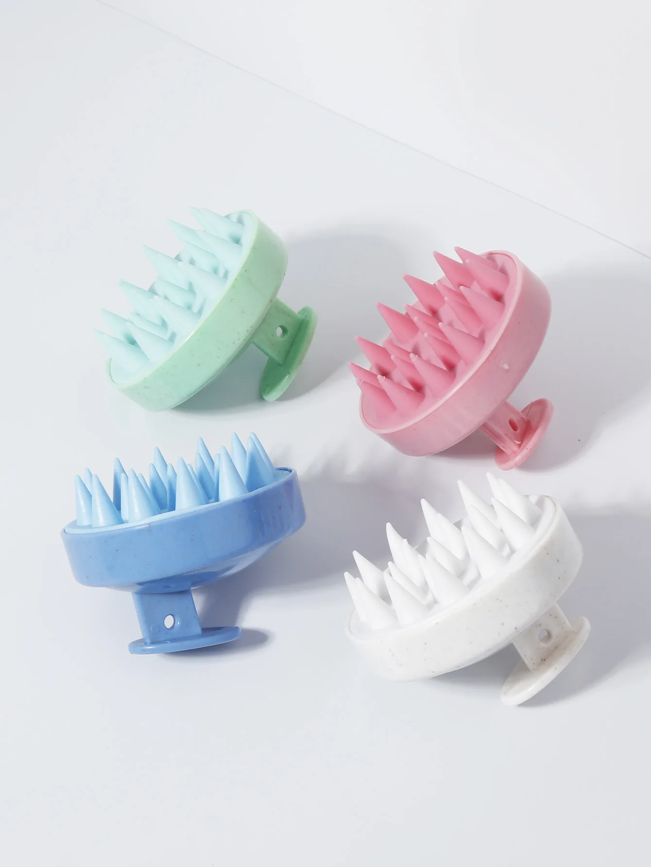 1 piece Shampoo Brush Silicone Brush Head Scalp Massage Comb Cleaning and Care Hair Root Massage