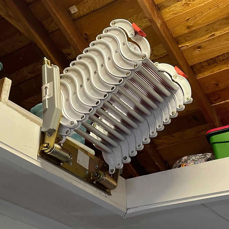 עליית גג סולם לטפס טלסקופית מתקפל מדרגות 1M-3M קיר רכוב לופט צעד סולם גודל מותאם אישית