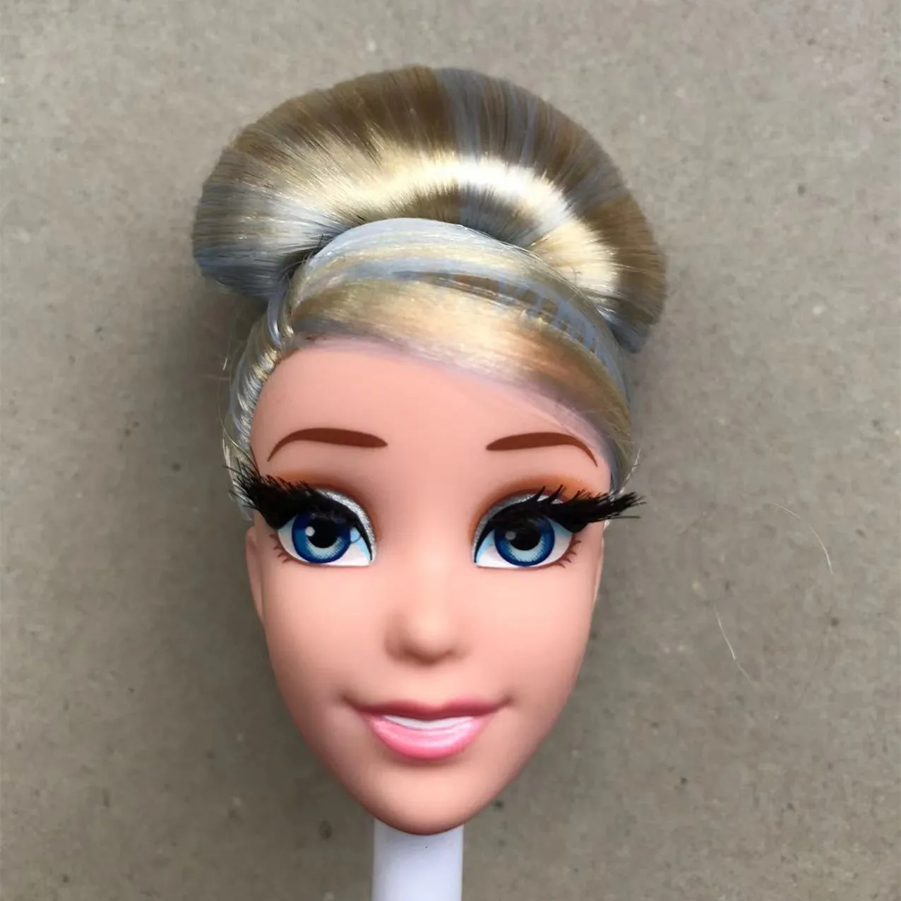 Têtes de beurre de princesse mignonnes pour filles, maquillage de tête  original, cheveux longs doux, jouet de plantation de beurre, jouets de  figurine de bricolage, jouet de collection, 1/6 - AliExpress, image size:1276x1276