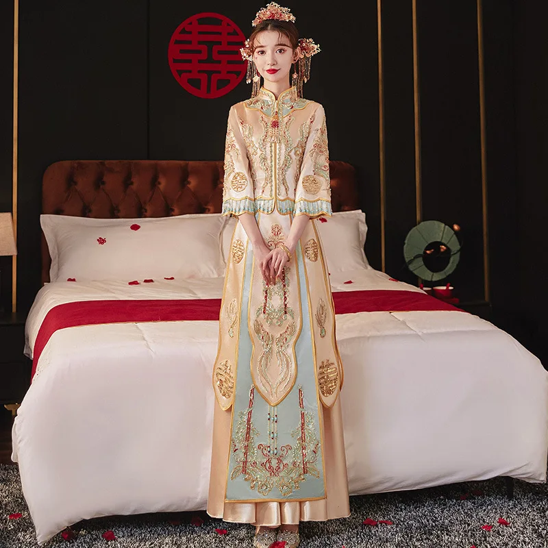 

Vintage Hand Beaded Embroidery Cheongsam Chinese Style Bride Wedding Dress Oriental Marriage Costume Chinese Party Dress