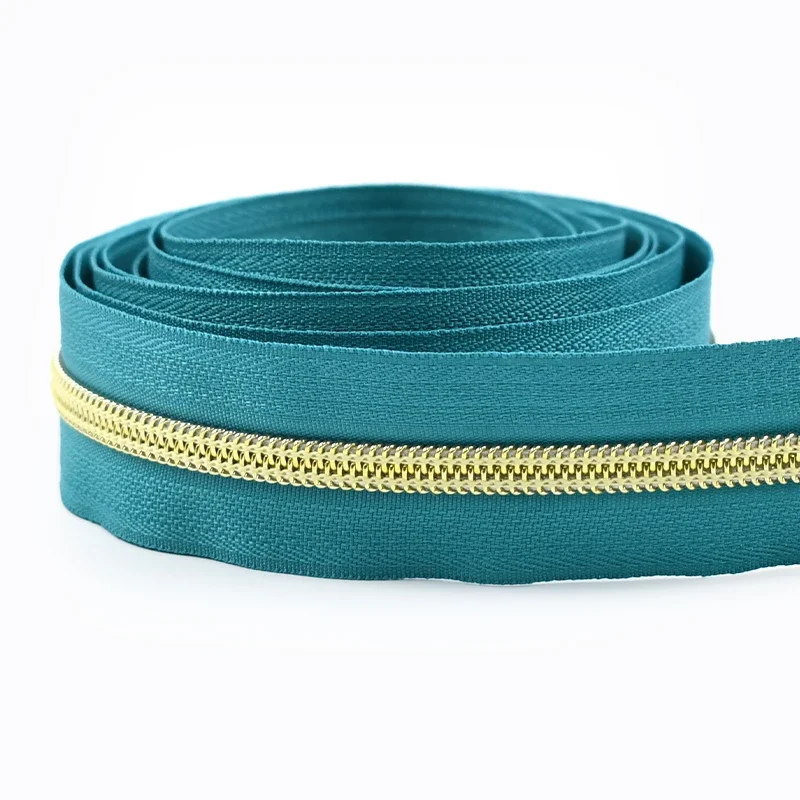 Durable Nylon Zipper for Sewing and DIY Projects