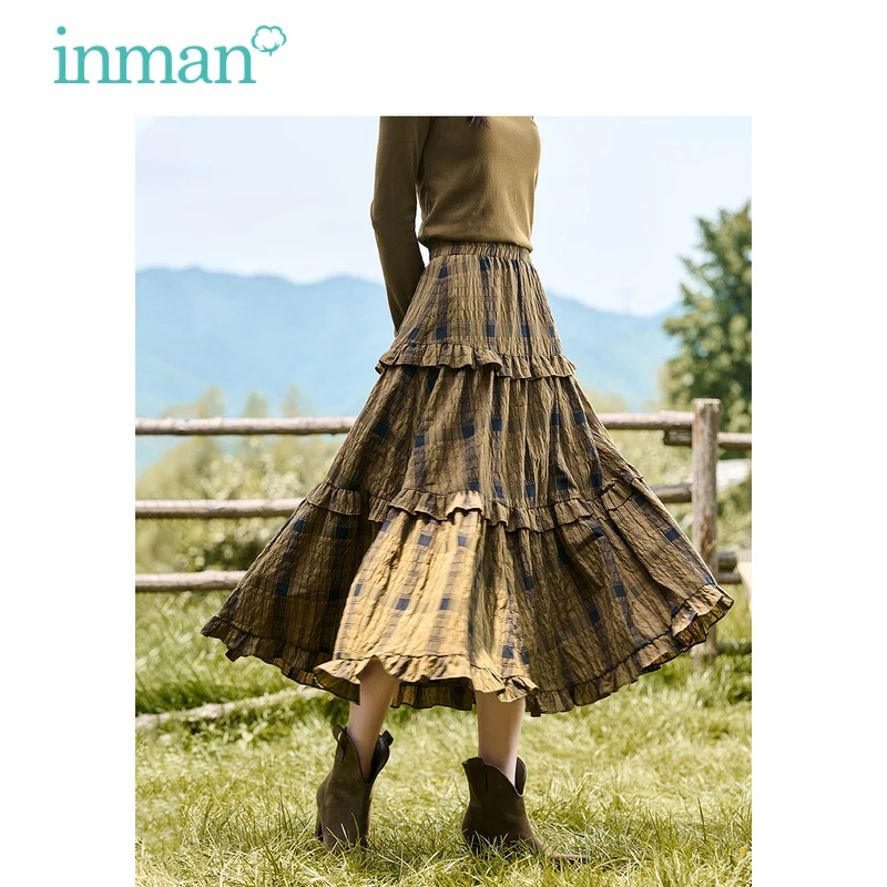 INMAN Women Skirt 2023 Autumn Elastic Waist A-shaped Loose Vintage Deep Coffee Plaid  Pastoral Style Versatile Long Skirt aviator coffee table 3 drawers vintage aircraft airman style