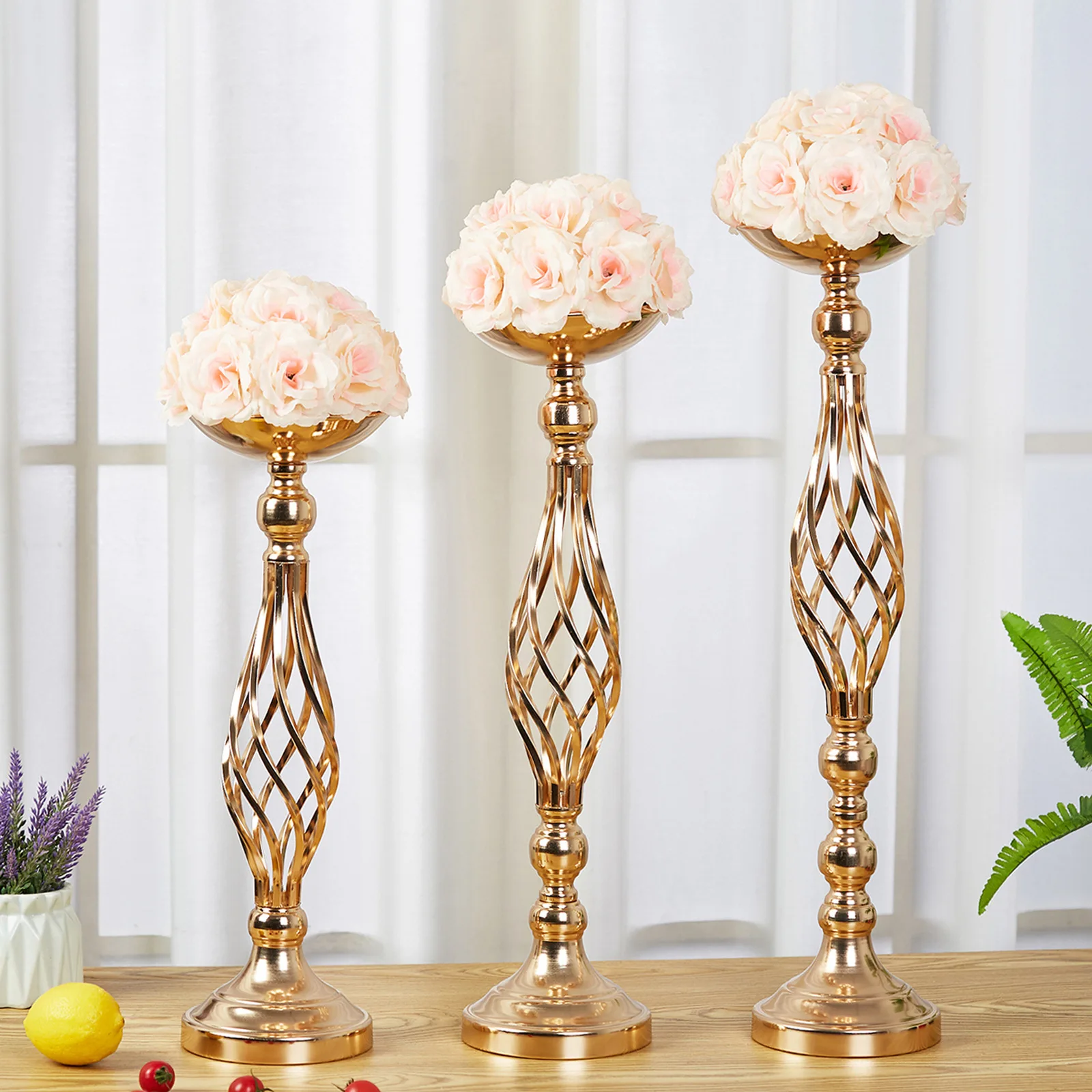 

Cross border table candlestick decoration gold iron vase Fried Dough Twists road guide wax candlestick wedding flower wedding