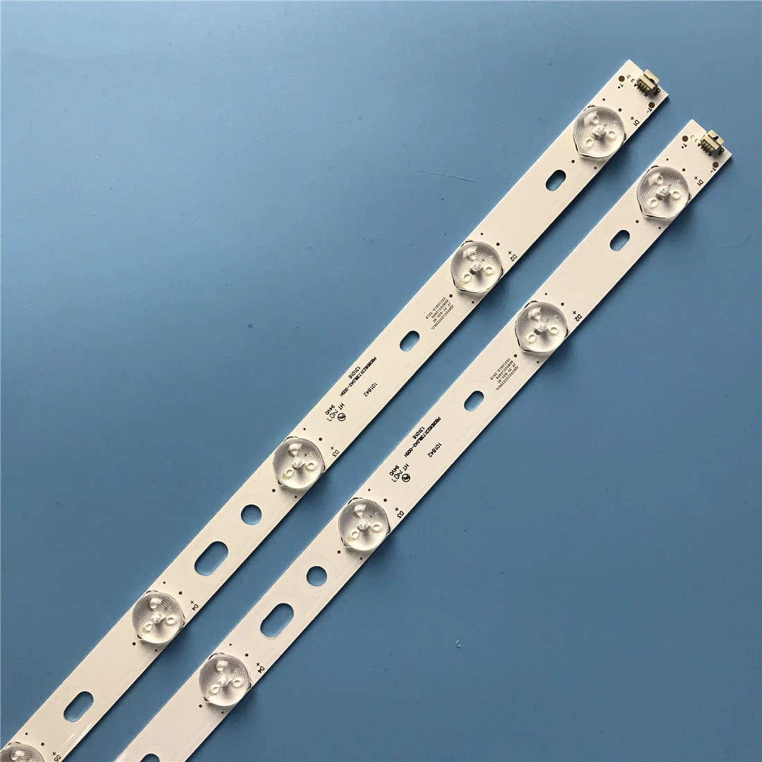 2 / LED Ʈ Ʈ FLTV-32K62 PB08D623173BL042-005H 320B01301401 T32ED07U