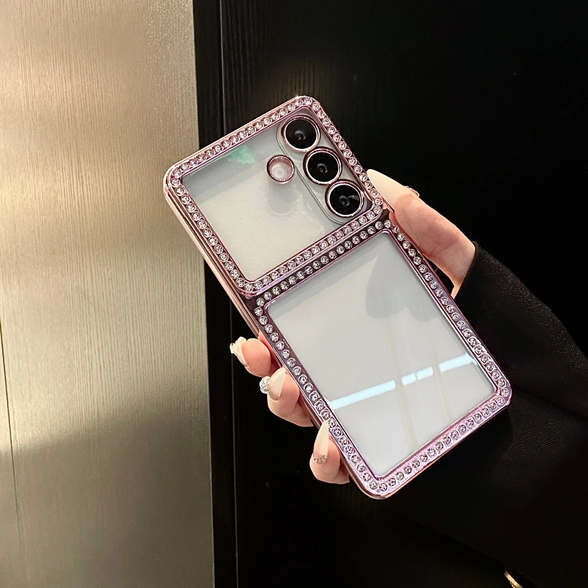 Elegant Glitter Diamond Clear Phone Case with Rhinestone Accents and Shockproof Design