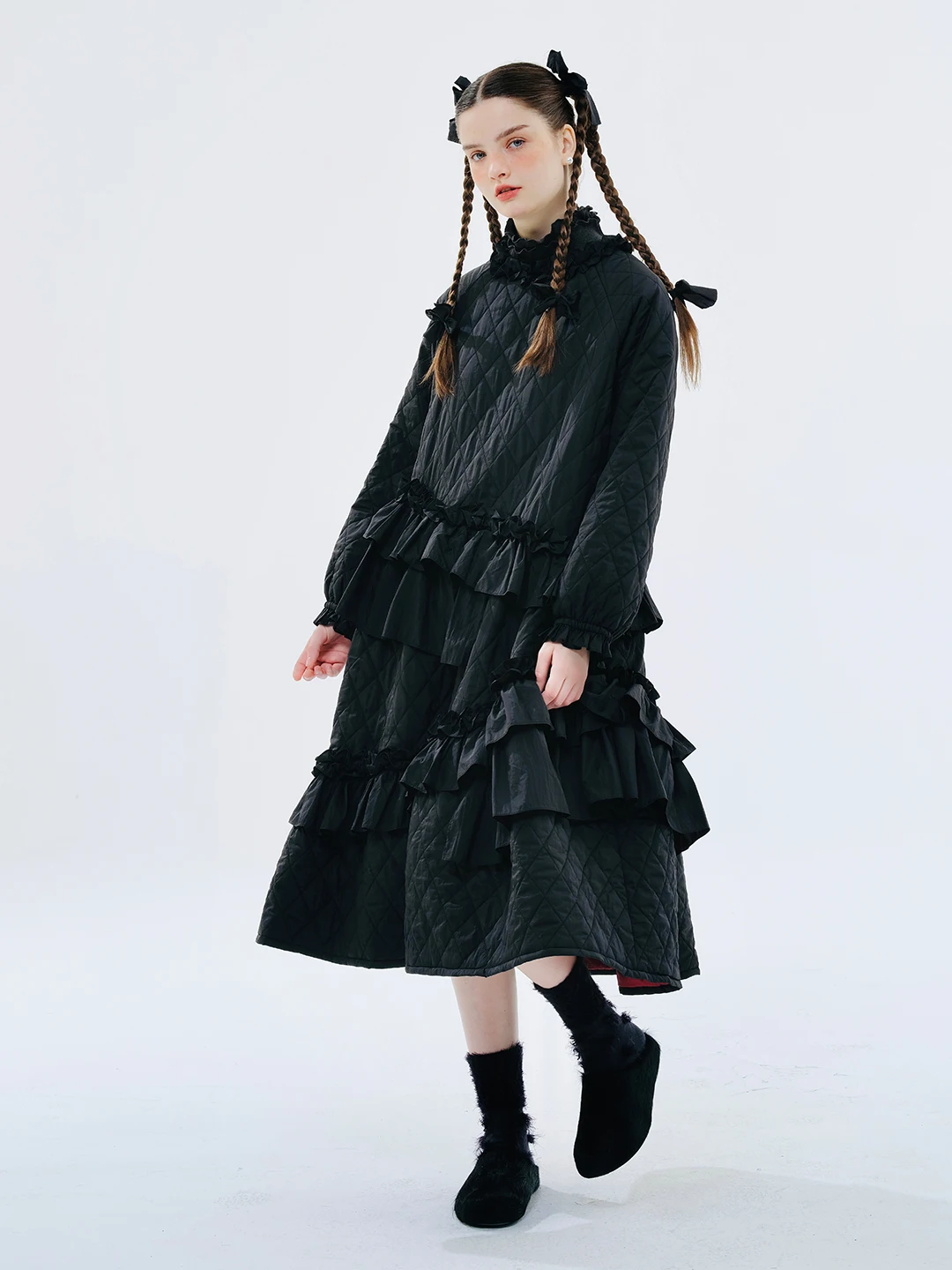   IMAKOKONI 오리지널 디자인 블랙 겨울 따뜻한 긴팔 코튼 레이스 스플라이싱 원피스, 234378 